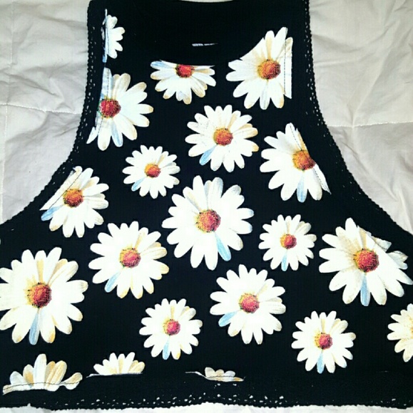 Daisy Crop top
