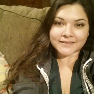 Meet your Posher, Candice