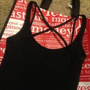 Lululemon tank