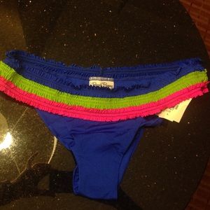 🐰☀️Brand new beach bunny swim bottoms