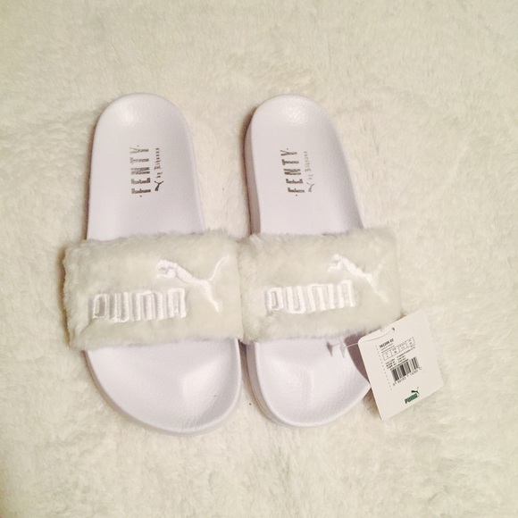 PUMA- Rihanna slippers