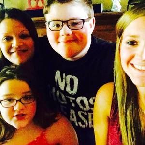 Meet your Posher, Brooke