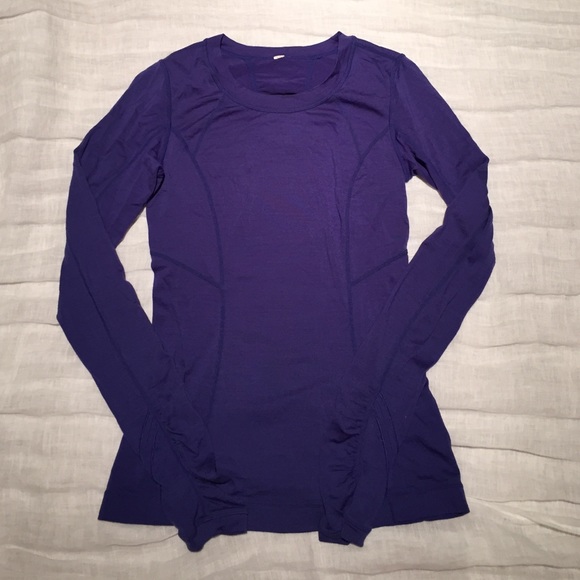 Lululemon top