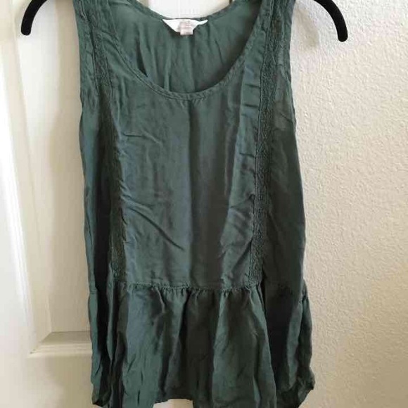Sun and shadow green tunic