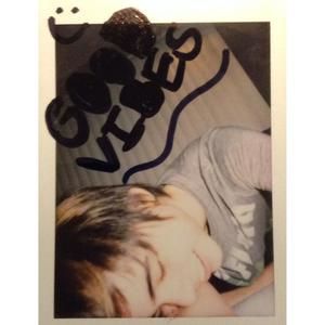 Meet your Posher, Pakela