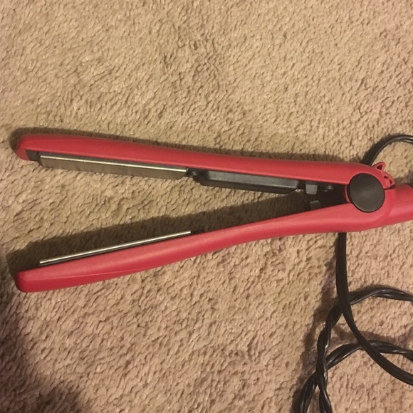Remington flat iron