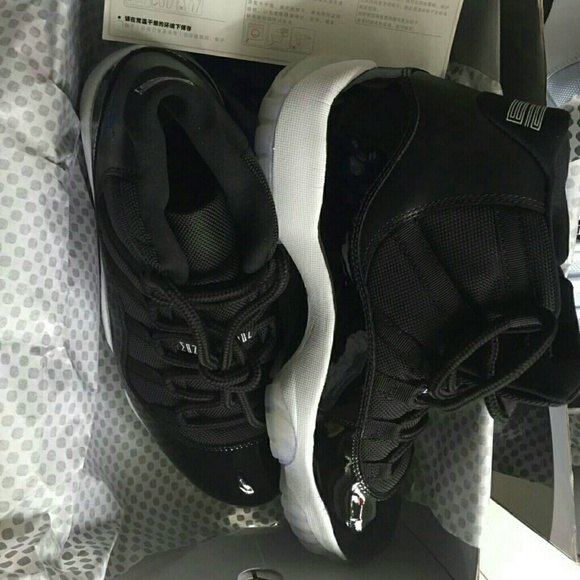 Jordan 11 spacejam - Picture 2 of 2