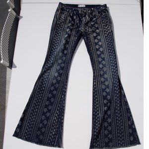 FREE PEOPLE High waisted bell bottom jeans