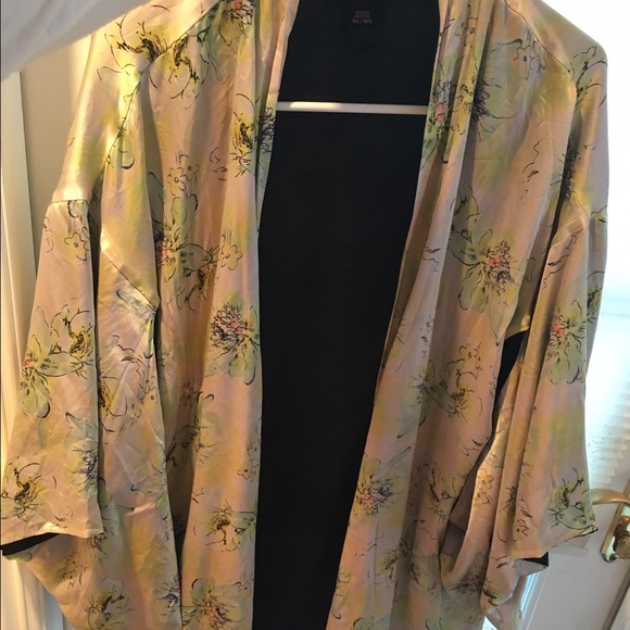 Victoria secret Kimono