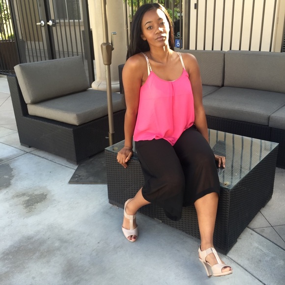 Flowy Top - Picture 2 of 3