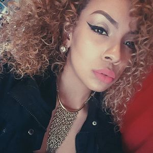 Meet your Posher, Geneva