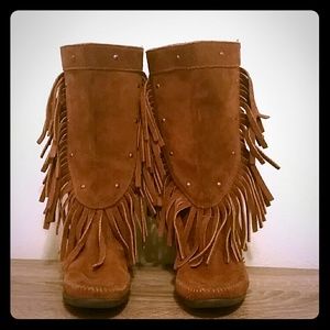 Minnetonka Moccasin Boots