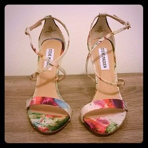 Steve Madden floral heels