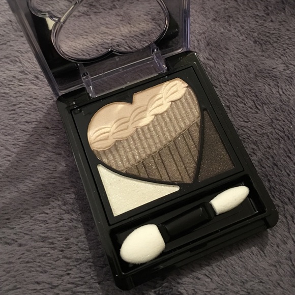 Intergrate 5-color sparkling eyeshadow GY855