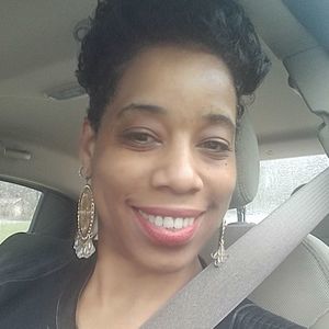 Meet your Posher, Carmela