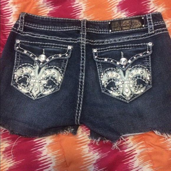 Donated La idol cut offs