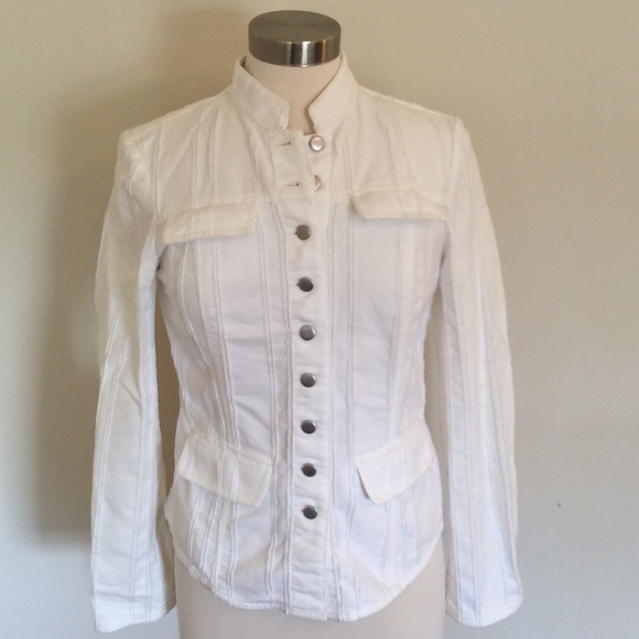 Kenneth Cole Jacket Runs Large
