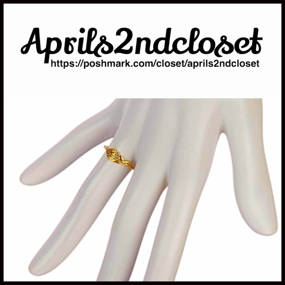 DOGEARED 14K GOLD PLATED SILVER ETCHED RING - Picture 7 of 8