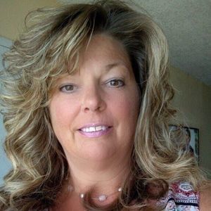 Meet your Posher, Elisa