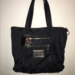 Large Coach Poppy bag.