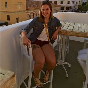 Meet your Posher, Amanda