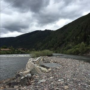 Meet your Posher, Kira