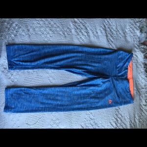 Workout capris