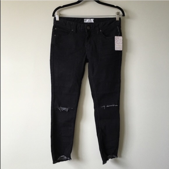 ❌bundled: Free People Destroyed Ankle Skinny - Picture 4 of 4
