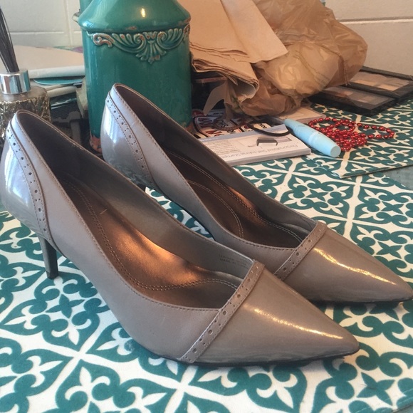 Tahari Grey Patent Heels