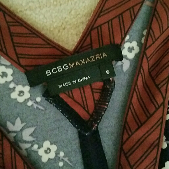 SALE TODAY BCBG MAXAZRIA DRESS - Picture 3 of 4