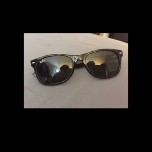 ⚡️➡️ TODAY ONLY⬅️⚡️😎Ray-Ban Sunglasses 🕶