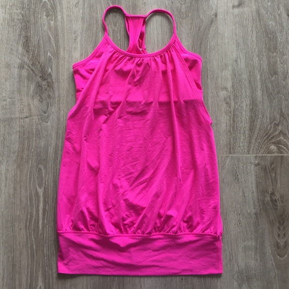 Lululemon no limits tank