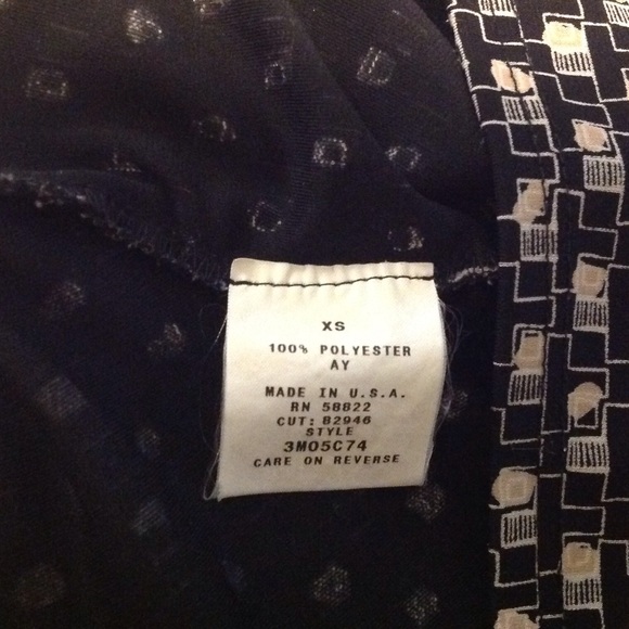 Adorable vintage studio m pullover top. Black/tan. - Picture 4 of 4