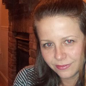 Meet your Posher, Carrie