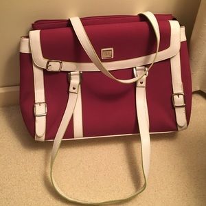 Diane vonFurstenberg Shoulder travel bag.
