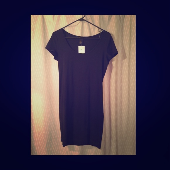 Black scoop neck body con dress size Medium