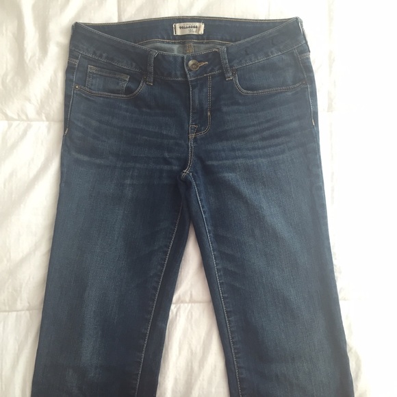 Bullhead Jeans - Picture 2 of 3