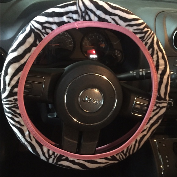 2 zebra print seat covers & steering wheel cover