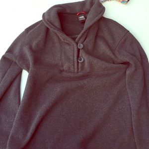North face pullover