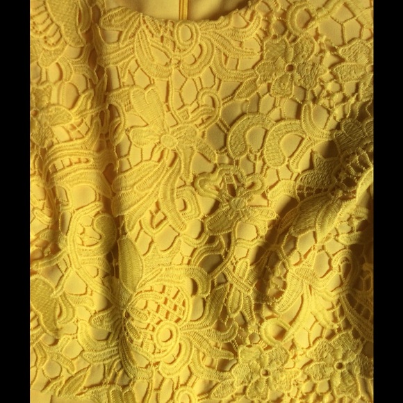 NWT Yellow Lace Calvin Klein Dress - Picture 4 of 4