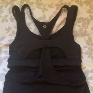 Lululemon Black tank with built-in sports bra NWOT