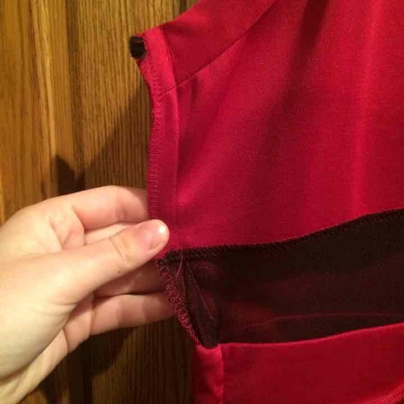 Red skater dress with black mesh - Picture 4 of 4