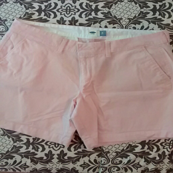 Old Navy Khaki shorts