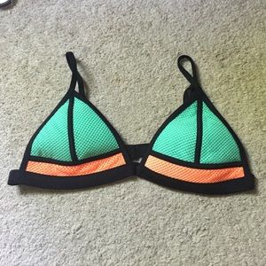 Triangl neoprene bikini top