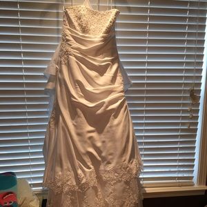 White wedding dress size 12.