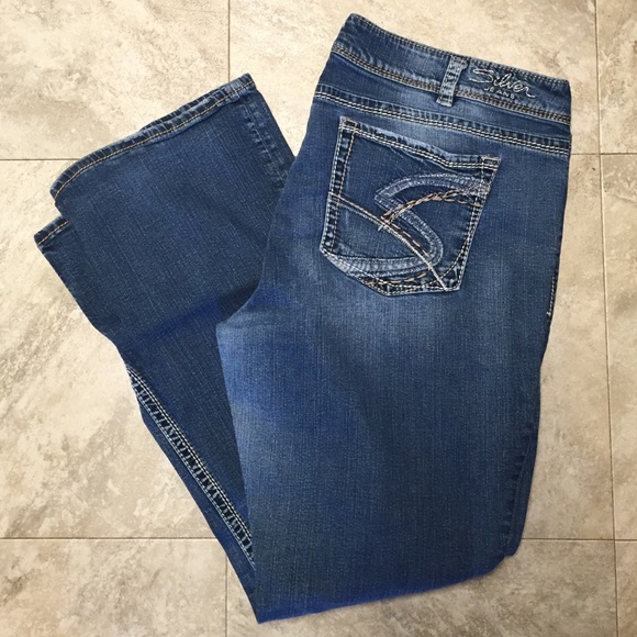 ⬇️ Silver Suki Jeans