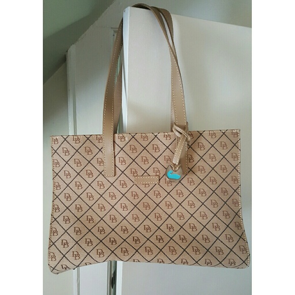 Dooney & Bourke classic bag - Picture 1 of 4