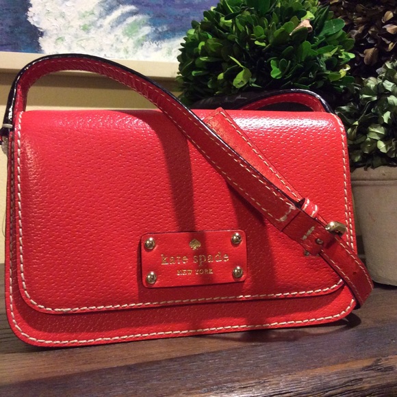 kate spade Handbags - NEW KATE SPADE RED LEATHER CROSSBODY, ORIG $248