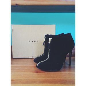 Zara Black Suede Heels