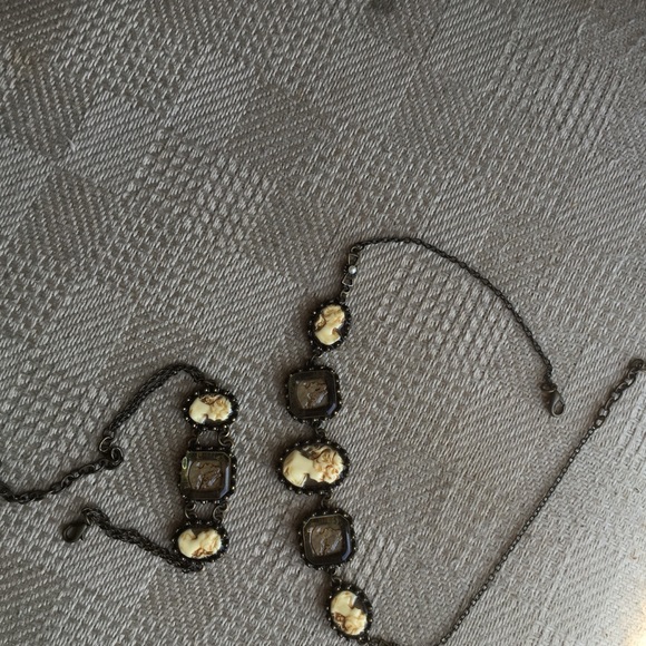 Vintage(1900s) hand carved cameo necklace&bracelet